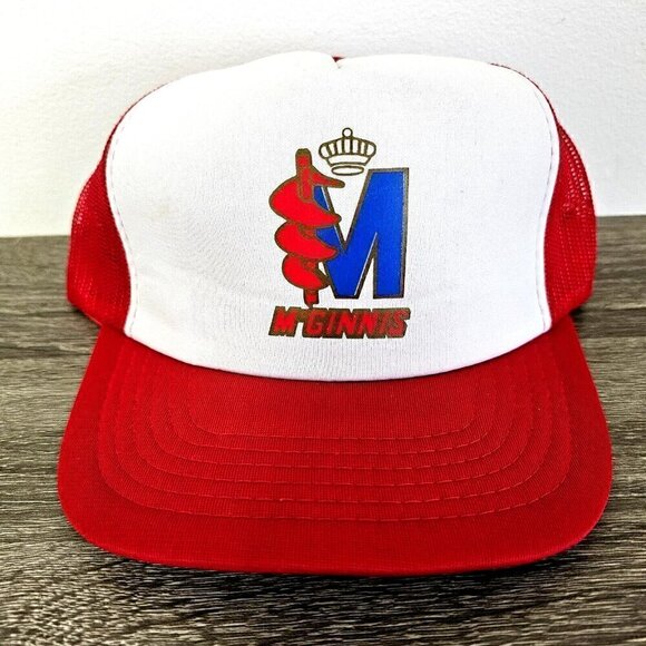 Vintage  Red McGINNIS Hat Cap Adjustable Trucker Snapback Mesh Devant & Visiere - Picture 1 of 14